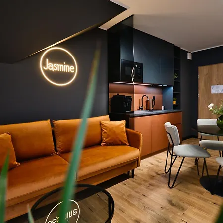 Jasmine By Housine Затор